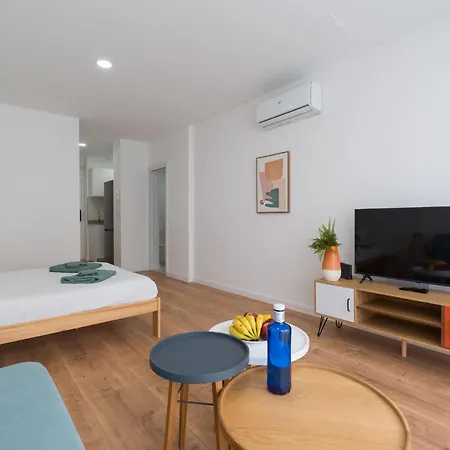 Sunny Flat 3 By Canteras