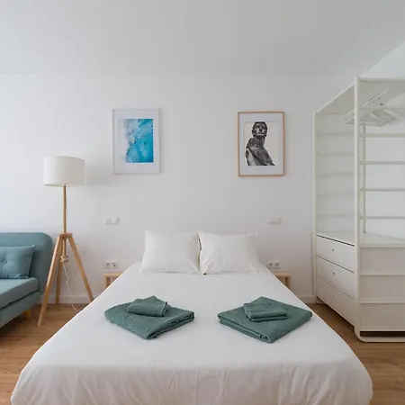 Sunny Flat 3 By Canteras *